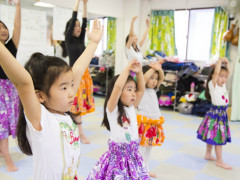 ママさん・子連れでのハワイアンフラレッスン！