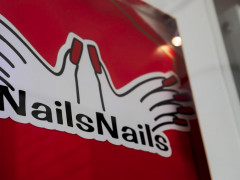 ネイルサロン、インターン兼アシスタント（未経験可）募集