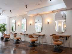 ヘアスタイリスト募集中！！