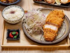 ウェイトレス募集