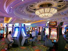 オンラインカジノを一緒にやる仲間募集｜負け額最大10％バック