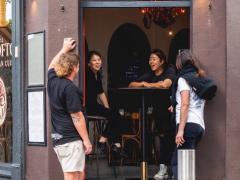 North Sydney でスタッフ募集中