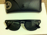 Ray Ban4140 601 売ります。＄１００