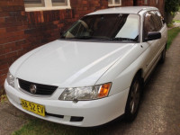 HOLDEN '04 Commodore $2900 部品新品☆