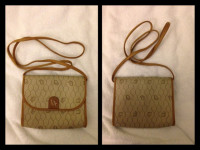 Christian Dior の小さいバッグ　$80