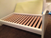 IKEA Single bed, Mattress 売ります