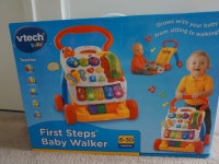 ◆美品◆知育玩具/6〜30ヶ月対象【Vtech】First Steps Baby Walker