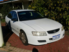 2005 Holden 売ります！$2700