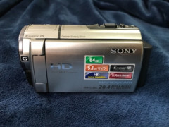 値下げSONY $100ハンディカメラHDR-CX590V