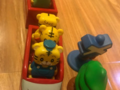 しまじろうと電車