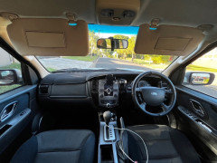 車売ります！2010 Ford Escape 