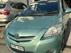 2008 TOYOTA YARIS セダン　＄5800