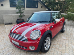 2007 Mini Cooper red　8000$ 車販売