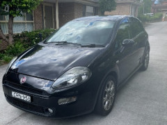 Fiat Punto Lounge 2013 $9000