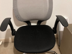 $10 chair 売ります