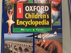Oxford 子供百科事典全セットを無料で差し上げます。