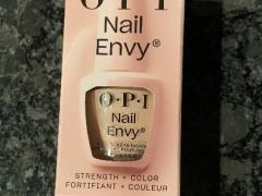 ✨OPI Nail Envy $10✨