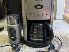 コーヒーメーカー＄２５とコーヒーミル＄２５