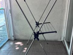 日本製物干し竿＄20