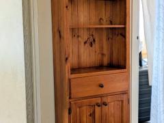 【無料】木製本棚引き取りに来ていただける方にお譲りします