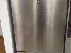 Haierの冷蔵庫売ります