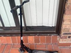 ★美品★キックボード