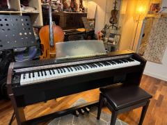 電子ピアノ売ります。　カシオ Privia PX-700