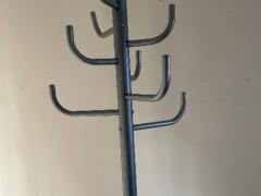 バックスタンド15ドル