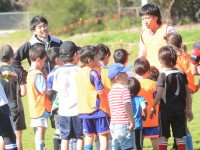 現役の日本人サッカー選手が教えるサッカースクール