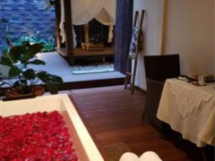 Massage Therapist Required