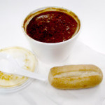 Gateway Patisserie のLentil Soup／豆のスープ。ロールパン付き ($5.50)