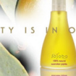 【新着商品！】The Jojoba Company   100% ナチュラル オーストラリア産ホホバオイル 販売開始です!!
