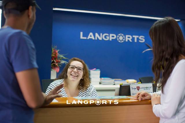 【学校紹介：Langports】生徒満足度5年連続１位、英語の強みと弱みをレベル別に強化するオリジナルプログラムを持つ語学学校！