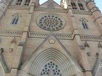 英語コースのアクティビティー。St Mary’s Cathedralへ課外学習！