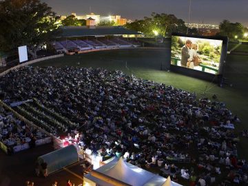 オーストラリア6都市で開催中！夏の風物詩サンセットシネマ