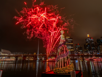 ウォーターフロントで楽しむ無料フェスティブイベント