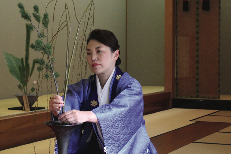 池坊いけばな30年の軌跡、100作品が彩る特別花展