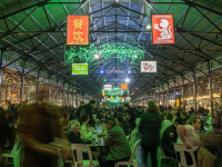 水曜夜はここ！アジアの味が揃うナイトマーケット